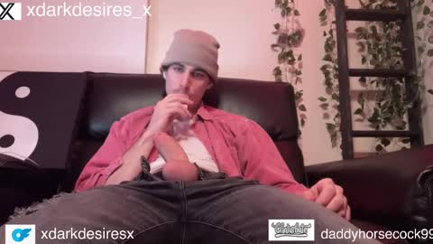 Snapshot of daddyhorsecock99 chatting on 02.05.25 daddyhorsecock99 online show from 02.05.25