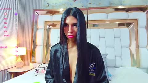 Antonella  online show from 02.05.25