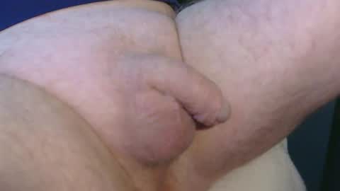 Snapshot of daddysmalls_55 chatting on 10.04.25 daddysmalls online show from 10.04.25