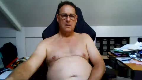 Snapshot of daddyspoenk chatting on 07.27.26 Dannyspoenk online show from 07.27.26