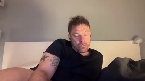 Snapshot of daddyswede23 chatting on 01.11.25 daddyswede23 online show from 01.11.25