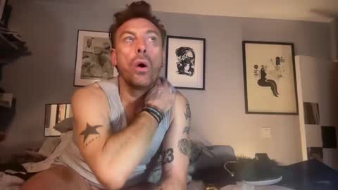 Snapshot of daddyswede23 chatting on 02.11.26 daddyswede23 online show from 02.11.26