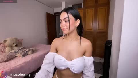 Sophie online show from 09.11.25