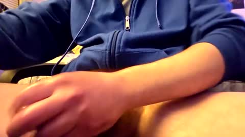 Snapshot of daddyyankeeny chatting on 02.06.25 daddyyankeeny online show from 02.06.25