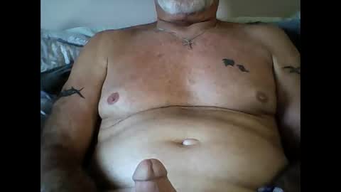 Snapshot of dadhmalone chatting on 03.19.26 dadhmalone online show from 03.19.26