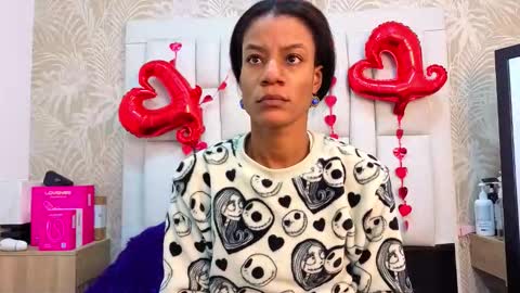 daffnelewis online show from 02.21.26