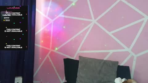 dafna lorens  online show from 04.15.26