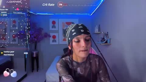 dafne huges online show from 12.13.24