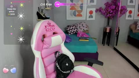 dafne huges online show from 02.07.25