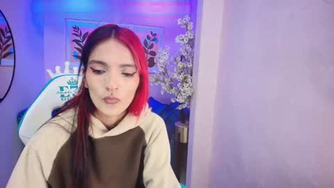 dafne huges online show from 10.01.25