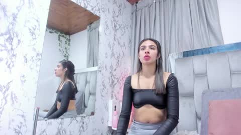 dafne_quenn online show from 09.09.25