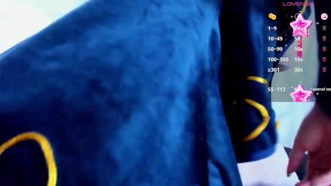 Dafne Moon online show from 09.18.25