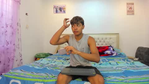 dafnezahiraa  online show from 01.30.25