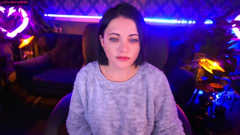 Dafni Mon online show from 12.03.24