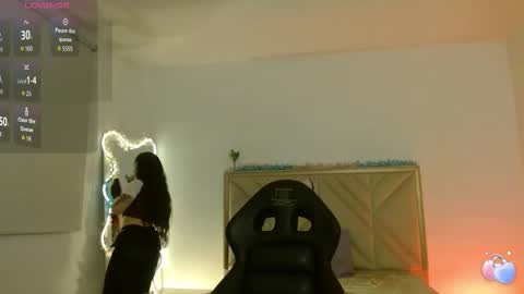 Snapshot of dahia_tay chatting on 09.24.25 dahia  online show from 09.24.25