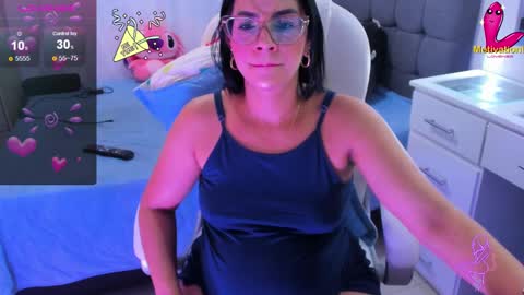 Snapshot of dahian_carter chatting on 12.28.24 Dahian online show from 12.28.24