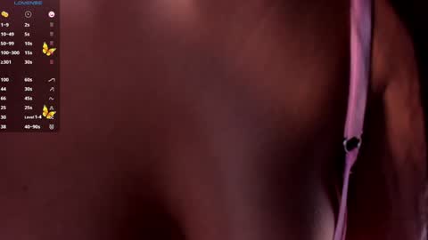 Snapshot of dahiana_cute_ chatting on 12.19.24 Dahiana online show from 12.19.24