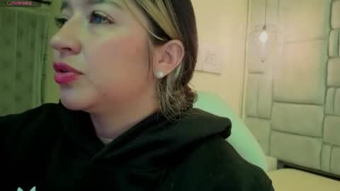 Dahiana  online show from 06.25.26