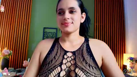  Dahiana  online show from 02.20.25