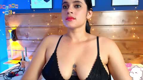  Dahiana  online show from 03.12.25