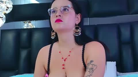 Dahiana online show from 02.12.26