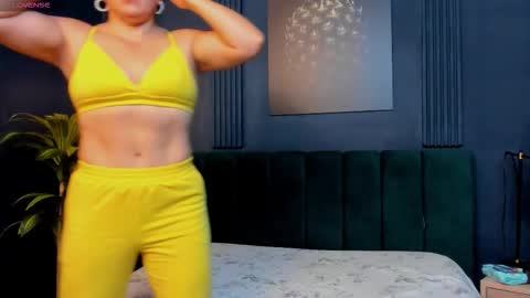 Dahiane Connor online show from 11.16.25