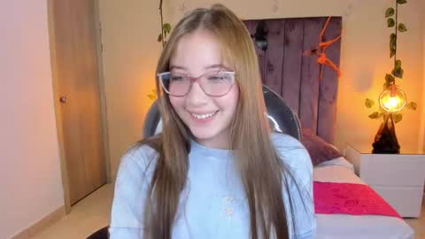 Dahlia online show from 10.14.25