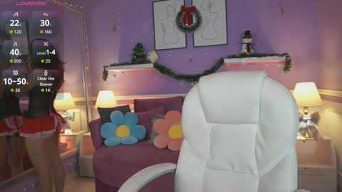 Dahlia Grey online show from 12.05.25