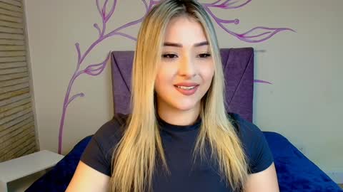 Dahlia online show from 01.14.25