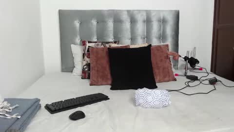 Snapshot of daiishawolf chatting on 10.03.25 Daiisha.. online show from 10.03.25