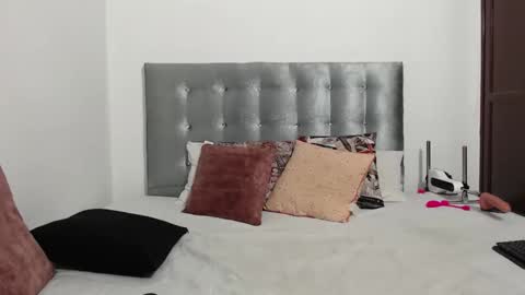 Snapshot of daiishawolf chatting on 10.09.25 Daiisha.. online show from 10.09.25