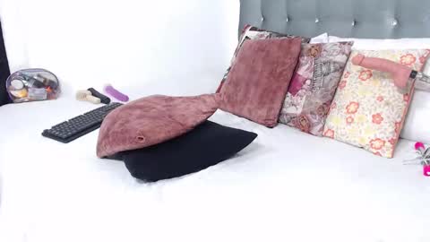 Snapshot of daiishawolf chatting on 12.17.25 Daiisha.. online show from 12.17.25