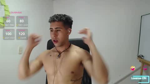 Snapshot of daiki_kt chatting on 02.05.25 Daiki kt online show from 02.05.25