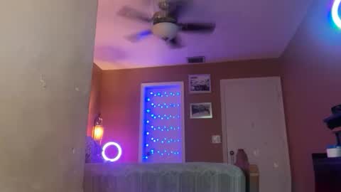 Daisy137 online show from 04.10.26