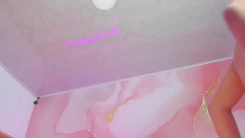 Snapshot of daisy__rose chatting on 09.22.25 Dai online show from 09.22.25