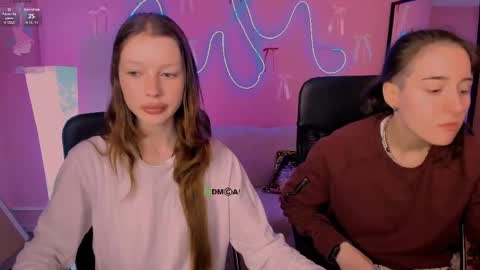 Snapshot of daisy_baby_ chatting on 03.18.26 daisy online show from 03.18.26
