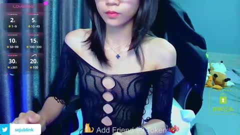 Snapshot of daisybean chatting on 12.11.24 Daisy online show from 12.11.24