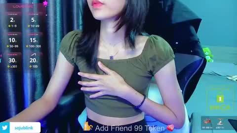 Snapshot of daisybean chatting on 12.17.24 Daisy online show from 12.17.24