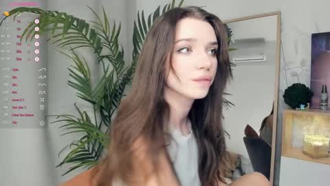 Naomi online show from 02.17.25