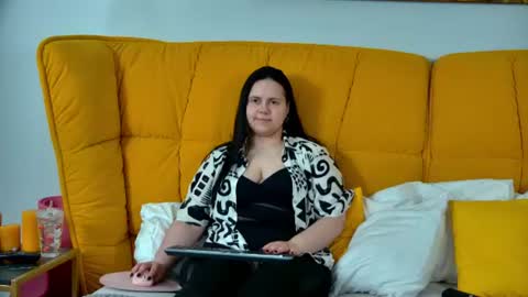 DaisyHarts online show from 06.23.26