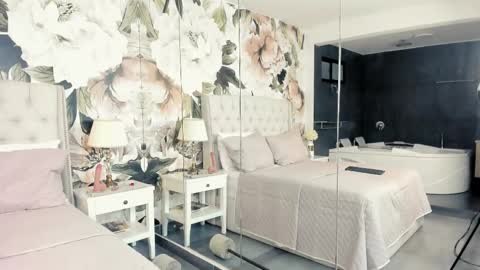 Snapshot of daisylin_mb chatting on 09.24.25 daisylin_mb online show from 09.24.25