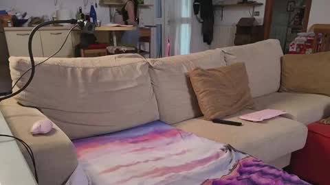 FrontBackLive online show from 05.10.26