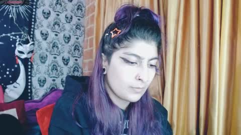 Snapshot of dak_7 chatting on 03.11.25 -- -- help me reach 100 hands up online show from 03.11.25