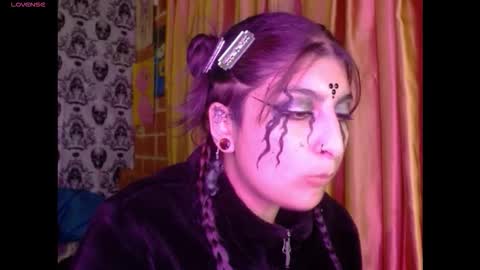    --  -- help me reach 100 hands up  online show from 11.01.25