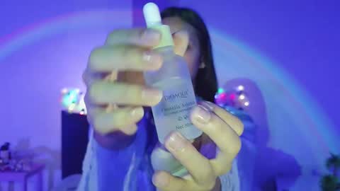 Snapshot of dakota_dolls chatting on 11.14.25 Dakota-Dolls online show from 11.14.25