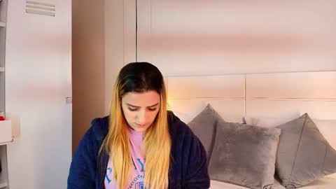 Dakota-Megan online show from 09.30.25