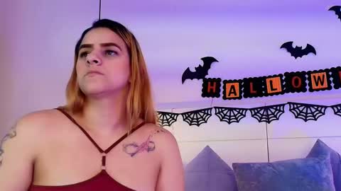 Dakota-Megan online show from 10.28.25