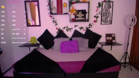 Caroliina online show from 02.28.26