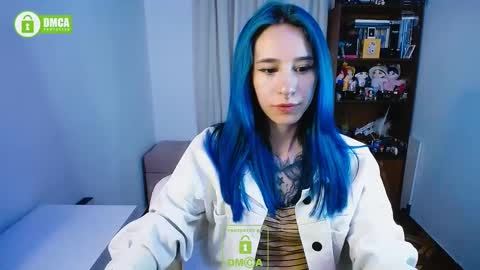 Snapshot of dakota_senju chatting on 12.18.24 Maca online show from 12.18.24