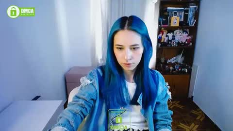Snapshot of dakota_senju chatting on 12.18.24 Maca online show from 12.18.24